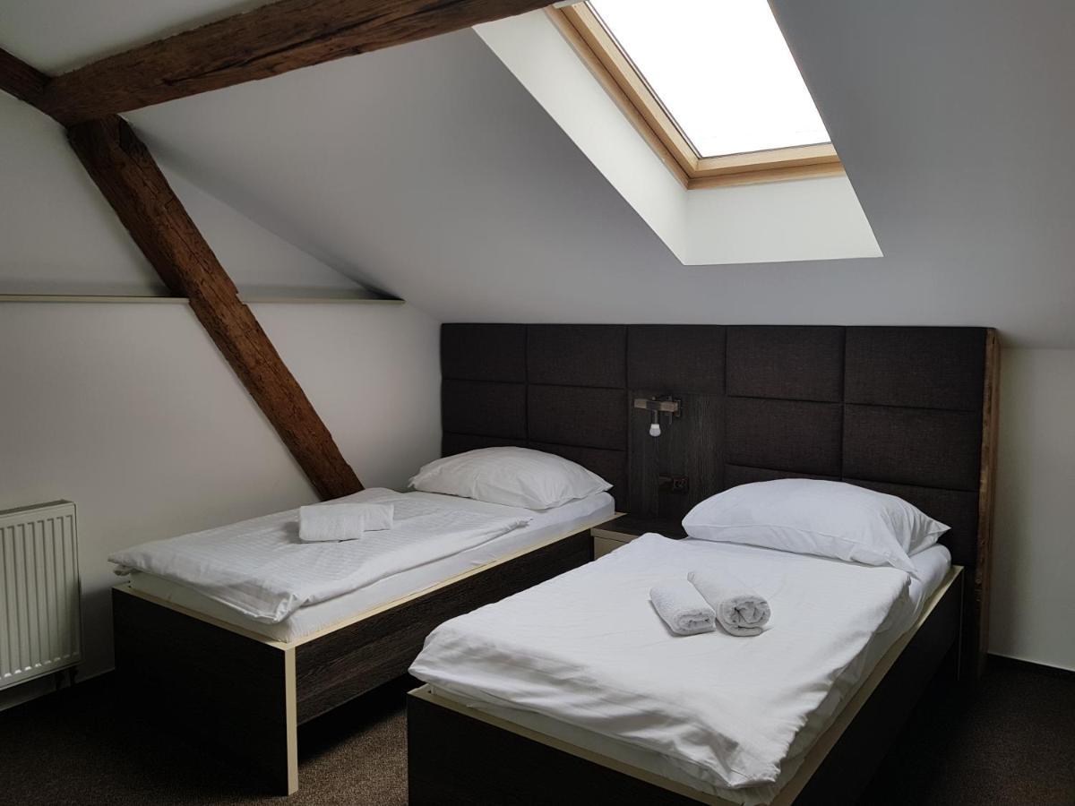Hotel Trebovicky Mlyn à Ostrava Extérieur photo