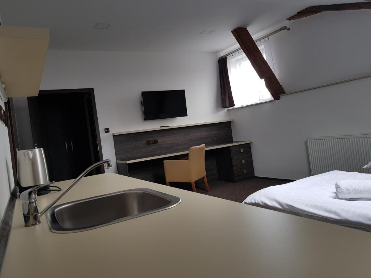 Hotel Trebovicky Mlyn à Ostrava Extérieur photo