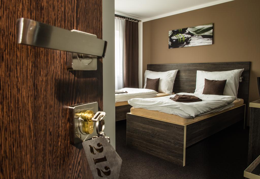 Hotel Trebovicky Mlyn à Ostrava Extérieur photo